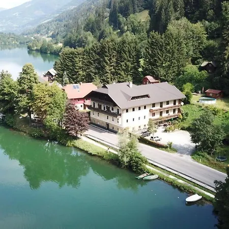 Im Haus Seebrauer In Feld Am By Interhome アパート フェルト・アム・ゼー